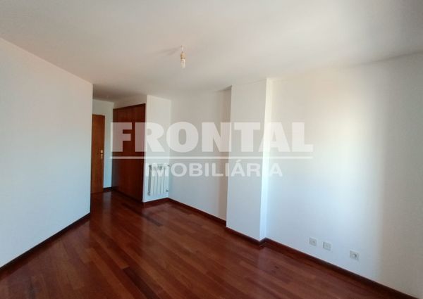Apartamento T3 em Porto