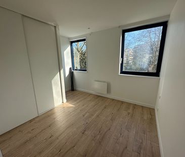 Location Appartement 2 pièces 45m² - Photo 4