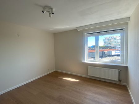Ruim appartement met 3 slaapkamers te huur centrum Waregem - Photo 5