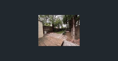 PERIOD CHARM IN AN EXCELLENT LOCATION - Photo 5