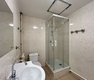 Location Appartement 3 pièces 61m² - Photo 4
