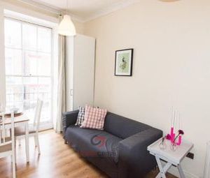 1 Bedrooms Flat to rent in Wyndham Street, Marylebone WC1H | £ 350 - Photo 1
