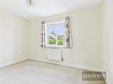 Elmhurst Way, Shilton Park, Carterton, Oxfordshire, OX18 - Photo 2