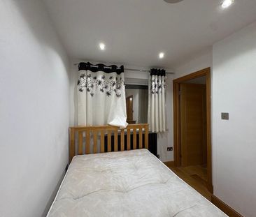 Room in a Shared House, Aspen Close, W5 - Photo 1