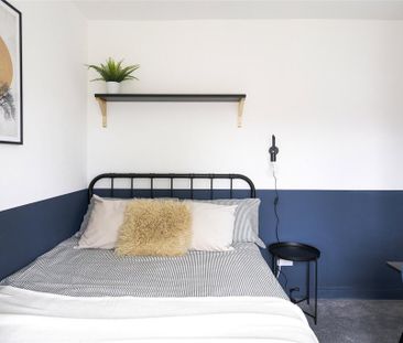 5 bedroom semi-detached house to rent - Photo 1