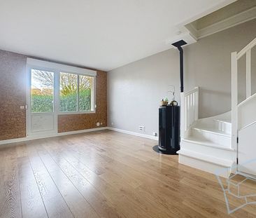 Maison Voisins Le Bretonneux 4 pièce(s) 84.05 m2 - Photo 1