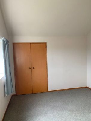 Convenient small townhouse - Photo 1