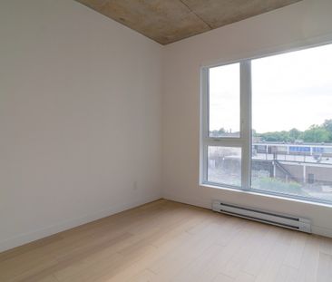 Condo de 2 chambres offert en location semi-meublée ! - Photo 6