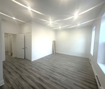 For Lease - 82 King Street Unit# Unit 2, Cobourg, Ontario - Photo 3