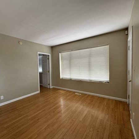 1 Bed + 1 Bath Apartment for Rent - Photo 3