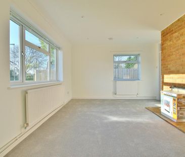 3 bedroom detached bungalow to rent - Photo 5