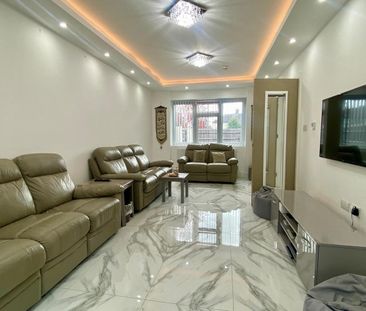 5 Bed Semi-Detached House, Fairmead Road, CR0 - Photo 1