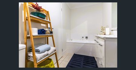 Spacious three-bedroom Duplex !!! - Photo 4