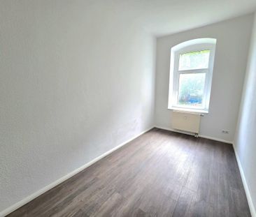 Praktisch geschnittene 3-Zimmer-Wohnung in der Chemnitzer City! WG-... - Photo 3