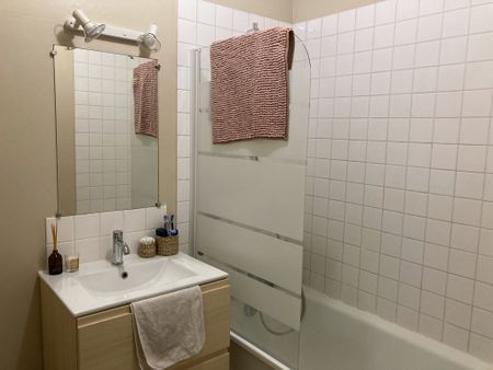 Location Appartement 2 pièces 50m² CAEN 14000 - Photo 5