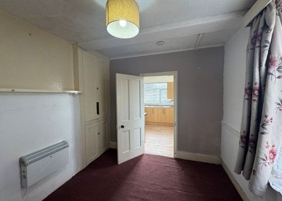 Northcourt Road, Worthing, BN14 1 bedroom house share to rent - Photo 1