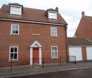 5 Bed - Mascot Square, Colchester, Essex - Photo 1