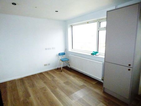 3 bedroom townhouse to rent - Photo 4