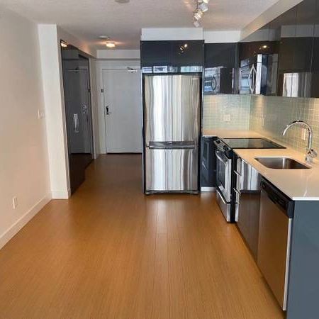 Downtown 1 Bedroom + 1 Den at The Rolston! Parking included! - Photo 4