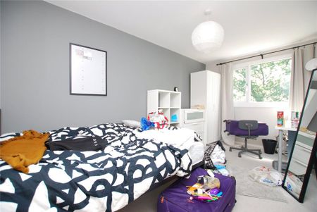 4 bedroom terraced house to rent - Photo 3