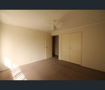 6/2 Tingi Avenue, Tanah Merah, Qld 4128 - Photo 1