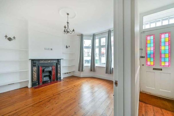 St John's Terrace, Putney, SW15 - Photo 1