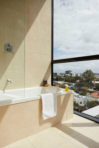 Greatest Balcony - Photo 4