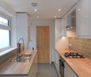 2 bedroom house to rent - Photo 3