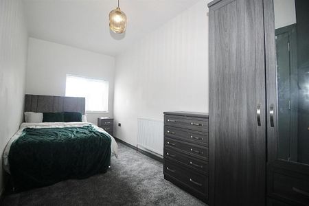 Soham Road, Enfield EN3, London - Photo 3