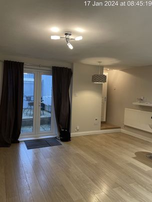 2 Bed Flat, Belgrave Road Clifton, BS8 - Photo 1