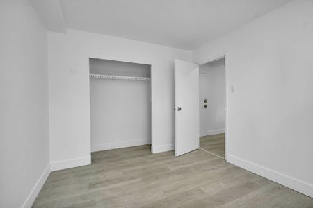 For Lease - 852 Trafalgar Street Unit# 3, London East, Ontario - Photo 3