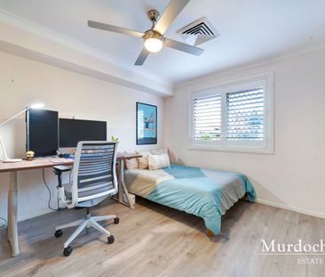 Spacious Family Home in Prime Bella Vista Location, Close to School... - Photo 4