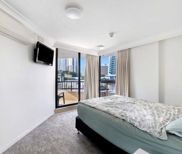 1 Bedroom Furnished Unit Located In The Heart Of Surfers Paradise - Photo 1