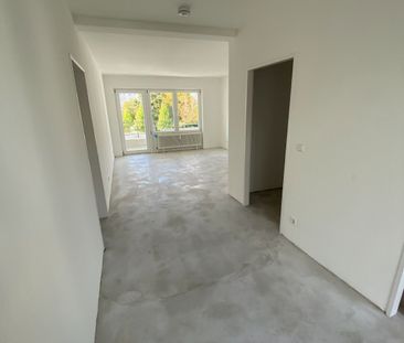 3-Zimmer-Wohnung mit Balkon // 2.OG links - Photo 1