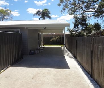 MODERN LIVING - Photo 5