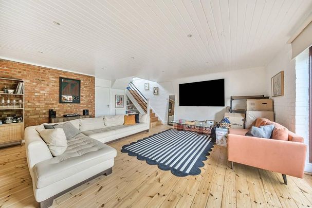 2 bedroom semi-detached house to rent - Photo 1