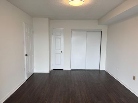 For Lease - 2155 Burnhamthorpe Road Unit# 1808, Mississauga, Ontario - Photo 2
