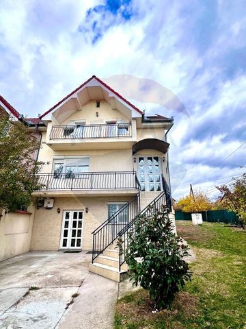 Casă / Vilă cu 7 camere de închiriat în zona Oncea - Fotografie 3