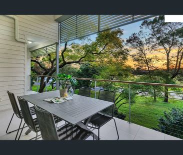 QUIET BEDROOM WITH SHARED BATH - CLOSE TO EVERYTHING $320 per room ... - Photo 6