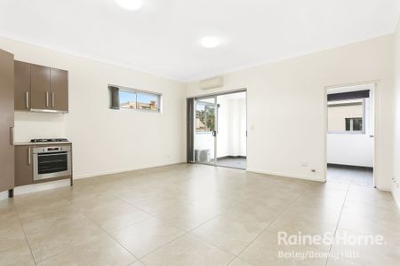 2/14 Walz Street, Rockdale, NSW 2216 - Photo 4