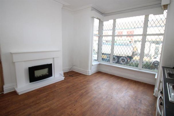 1 bedroom ground floor flat to rent - Photo 1