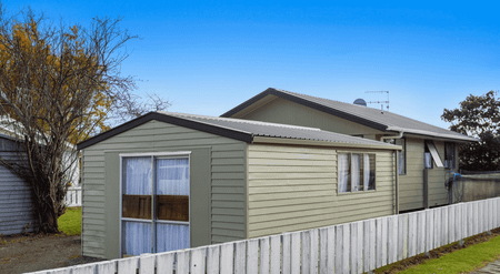 Cosy Abode - Photo 2