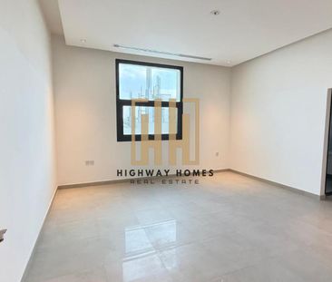 7 bedroom Maids room + swimming pool Hall big - Photo 5