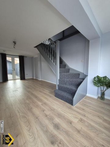 2 bedroom semi-detached house to rent - Photo 2