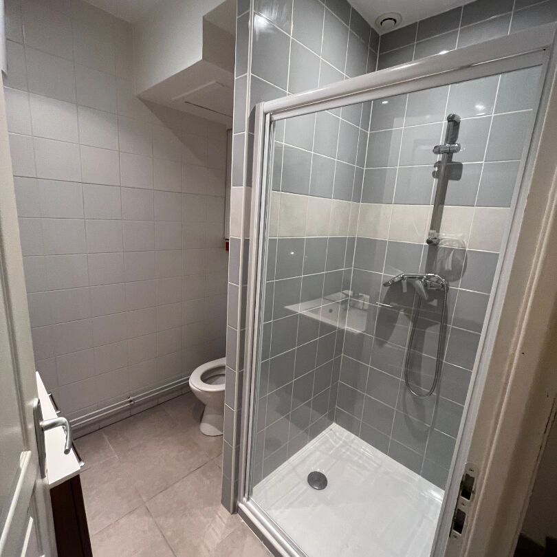 Location Appartement 1 pièce 26m² - Photo 1
