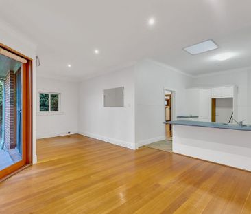 23 Ward Street, Ashburton VIC 3147 - House For Rent | Domain - Photo 5