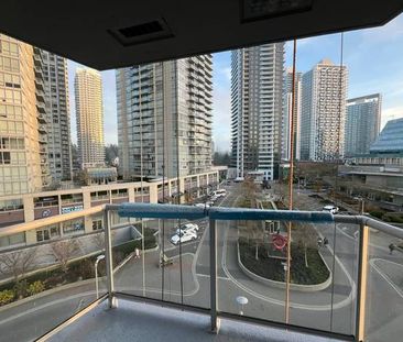 New Year – Bright Apartment in Infinity Towers - Photo 2