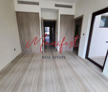 High ROI | Premium Location | Spacious Townhouse - Photo 4