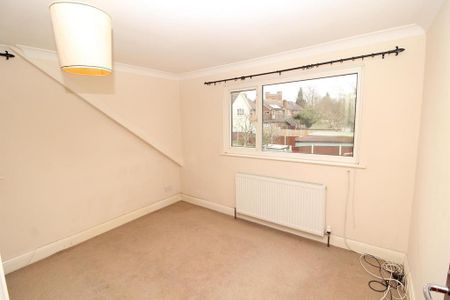 5 bedroom detached house to rent - Photo 4