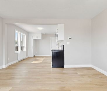 For Lease - 71 Sanford Avenue Unit# Unit 8, Hamilton, Ontario - Photo 6